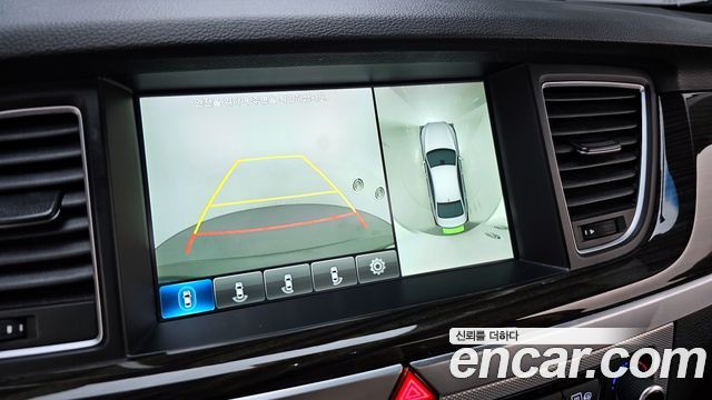 Genesis G80 2017 — photo 15