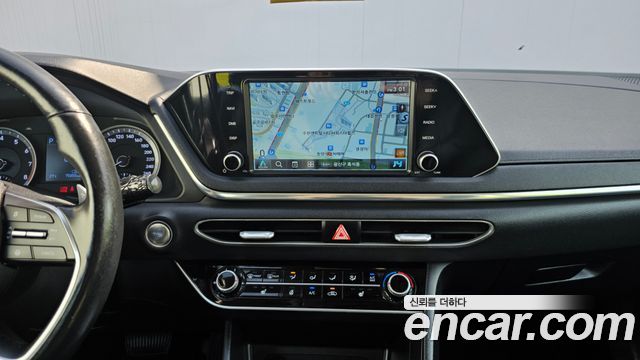 Hyundai Sonata 2020 — photo 13
