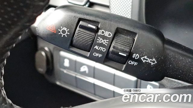 KG Mobility Rexton 2019 — photo 32