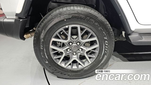 Jeep Wrangler 2021 — photo 5