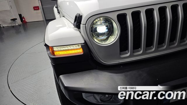 Jeep Wrangler 2021 — photo 8
