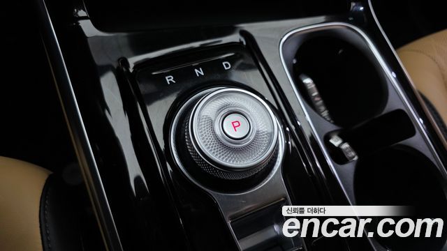 Kia Canival 2023 — photo 12