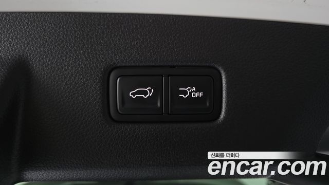 Kia Canival 2023 — photo 26