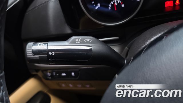 Kia Canival 2023 — photo 27