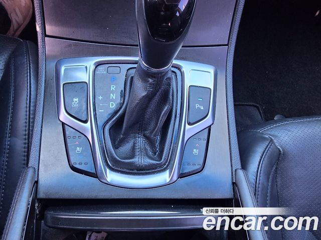 Hyundai Grandeur 2015 — photo 15