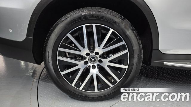 Mercedes-Benz GLC-Class 2020 — photo 5