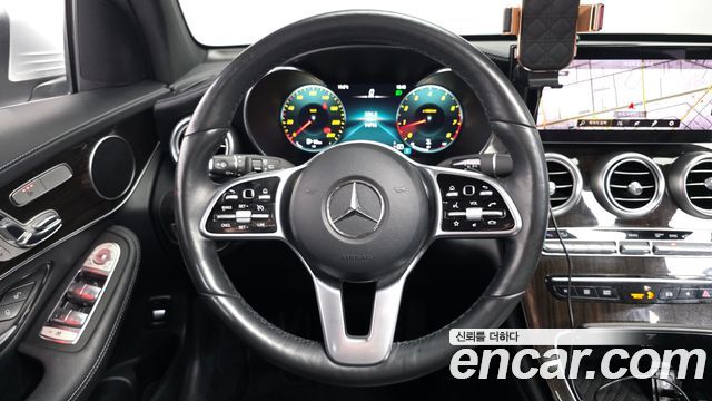 Mercedes-Benz GLC-Class 2020 — photo 14