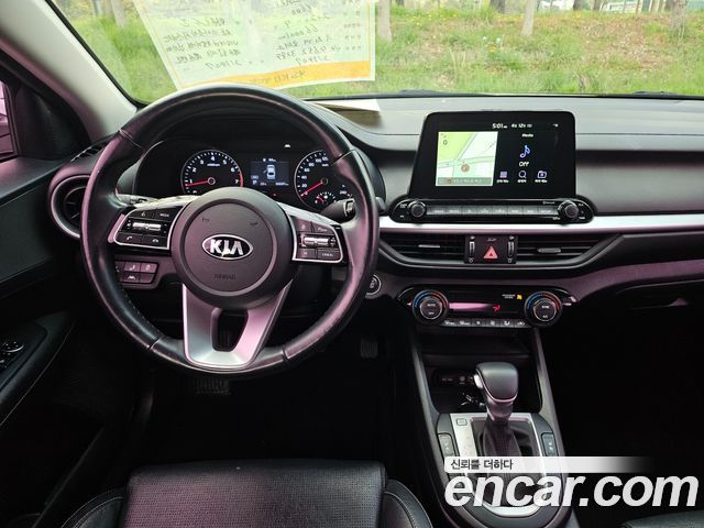 Kia K3 2021 — photo 16