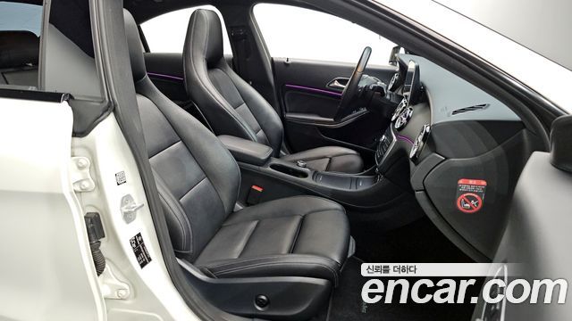 Mercedes-Benz CLA-Class 2016 — photo 12