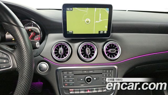 Mercedes-Benz CLA-Class 2016 — photo 16