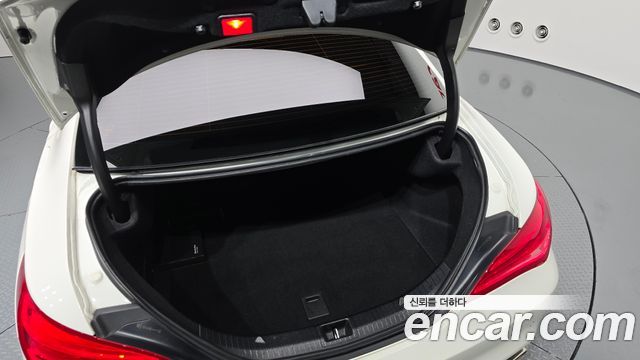 Mercedes-Benz CLA-Class 2016 — photo 20