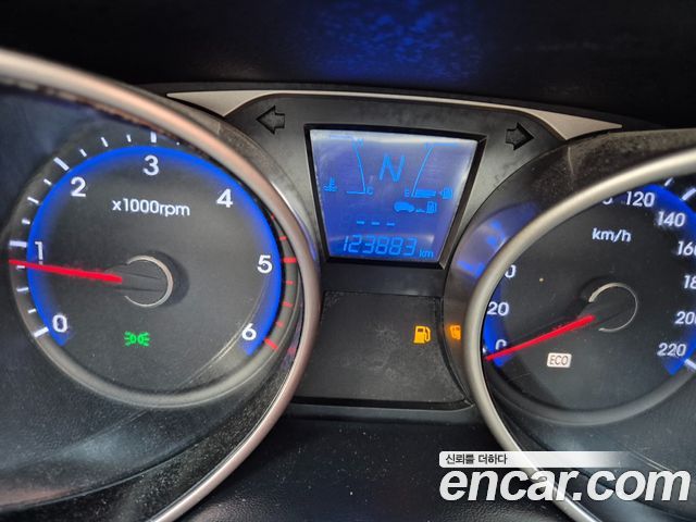 Hyundai Tucson 2010 — photo 8