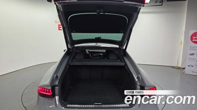 Audi RS7 2025 — photo 20