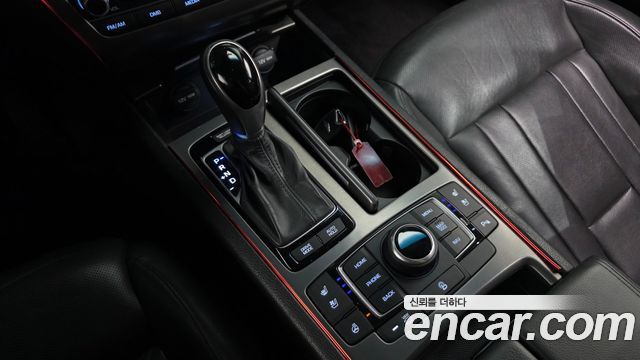 Hyundai Genesis 2016 — photo 9