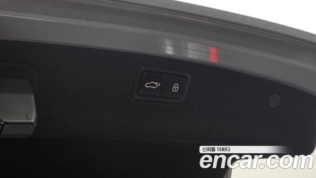 Hyundai Genesis 2016 — photo 20