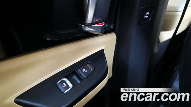 Kia Canival 2023 — photo 25