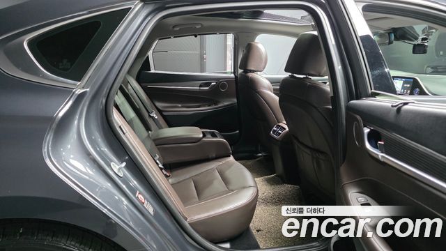 Hyundai Grandeur 2019 — photo 18
