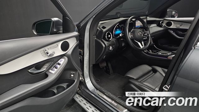 Mercedes-Benz GLC-Class 2021 — photo 17