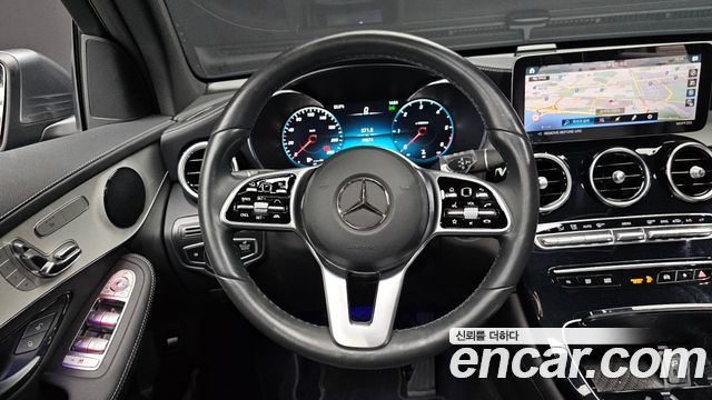 Mercedes-Benz GLC-Class 2021 — photo 19