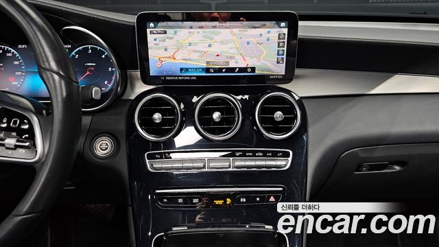 Mercedes-Benz GLC-Class 2021 — photo 20