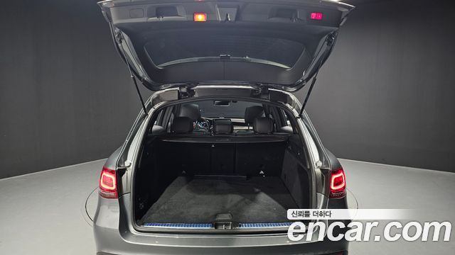 Mercedes-Benz GLC-Class 2021 — photo 26