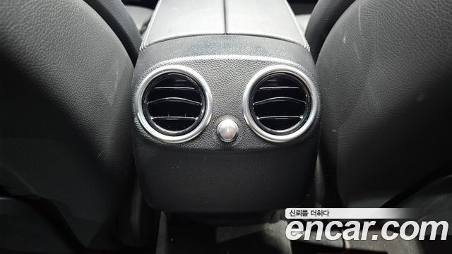 Mercedes-Benz GLC-Class 2021 — photo 31