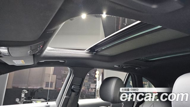 Mercedes-Benz GLC-Class 2021 — photo 35