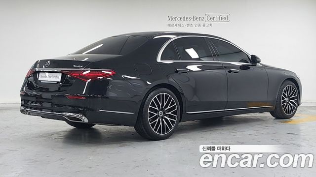 Mercedes-Benz S-Class 2026 — photo 2