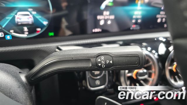 Mercedes-Benz A-Class 2021 — photo 9