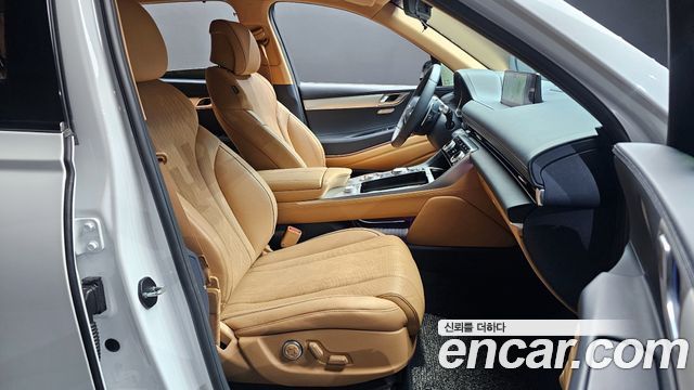 Genesis GV80 2023 — photo 17