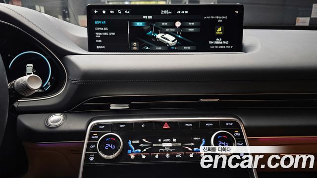 Genesis GV80 2023 — photo 20