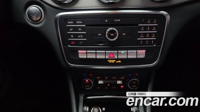 Mercedes-Benz GLA-Class 2019 — photo 22