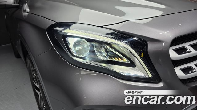 Mercedes-Benz GLA-Class 2019 — photo 8