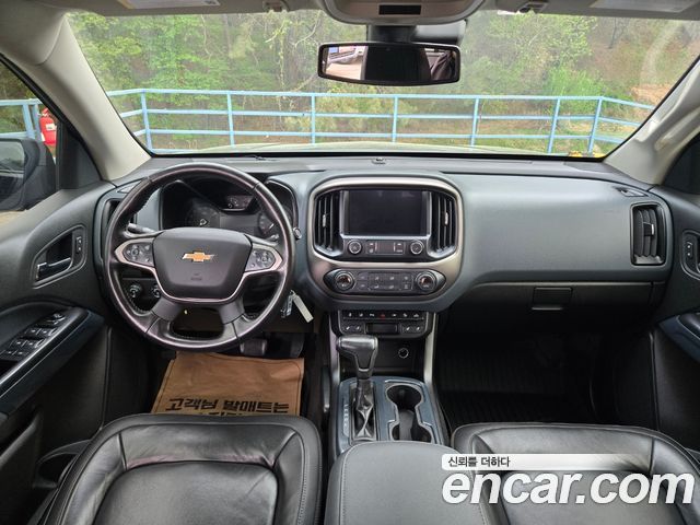 Chevrolet Korea Colorado 2021 — photo 10