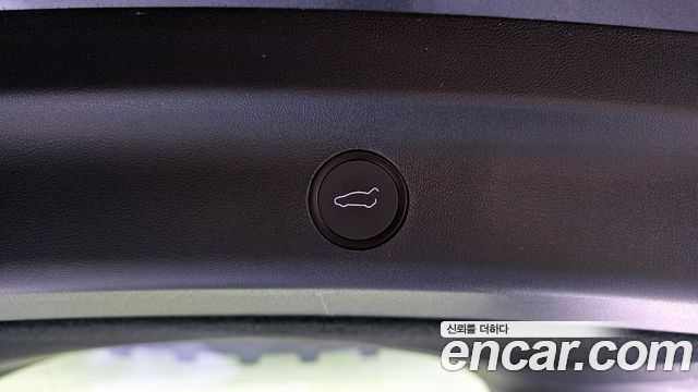 Tesla Model Y 2024 — photo 20