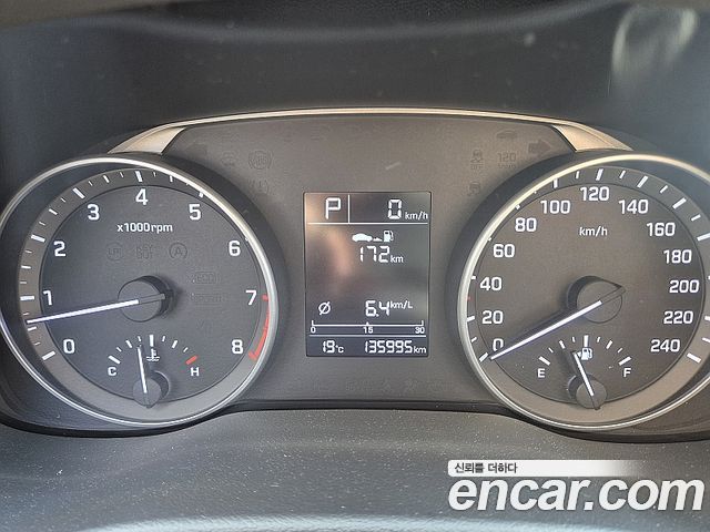 Hyundai AVANTE 2016 — photo 8