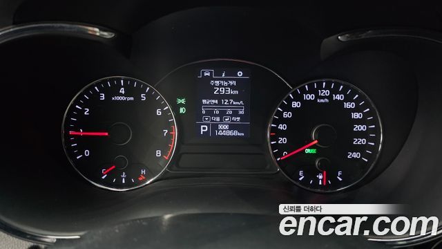Kia K3 2015 — photo 8