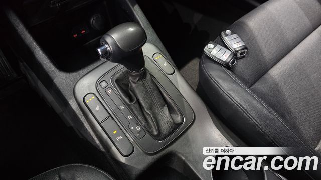 Kia K3 2015 — photo 9