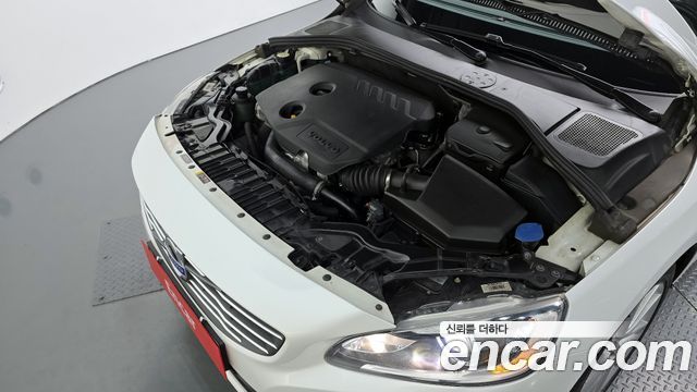 Volvo S60 2015 — photo 6