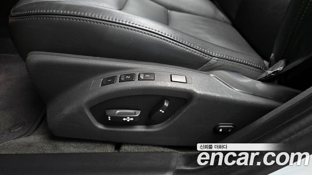 Volvo S60 2015 — photo 24