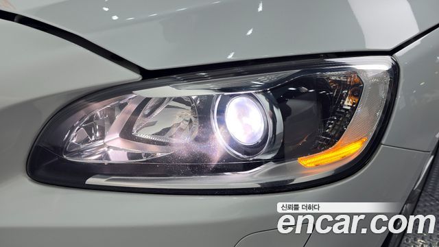 Volvo S60 2015 — photo 8