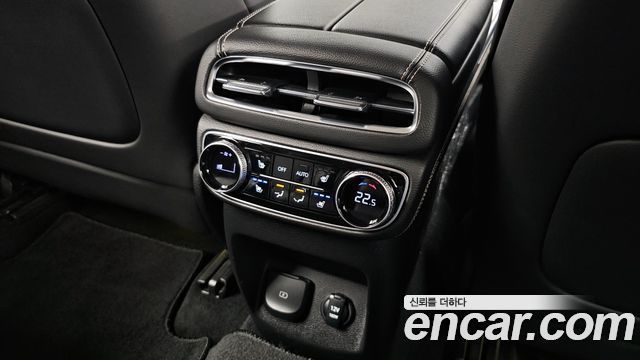 Genesis GV80 2021 — photo 24