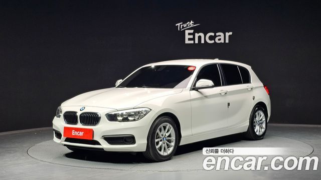 BMW 1-Series 2018 — photo 1