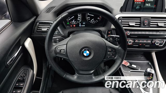 BMW 1-Series 2018 — photo 19