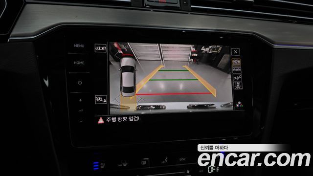 Volkswagen Passat 2022 — photo 19