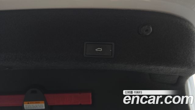 Volkswagen Passat 2022 — photo 26