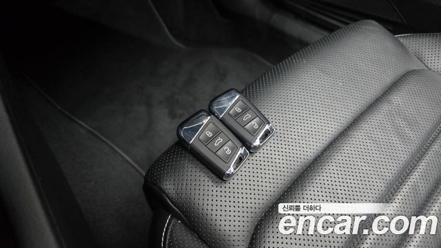 Volkswagen Passat 2022 — photo 33
