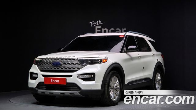 Ford Explorer 2020 — photo 1
