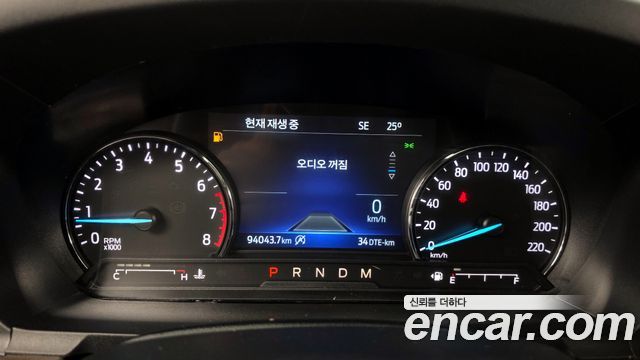 Ford Explorer 2020 — photo 11