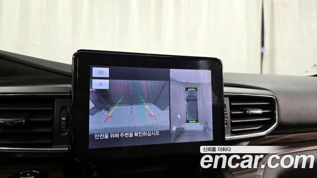 Ford Explorer 2020 — photo 21